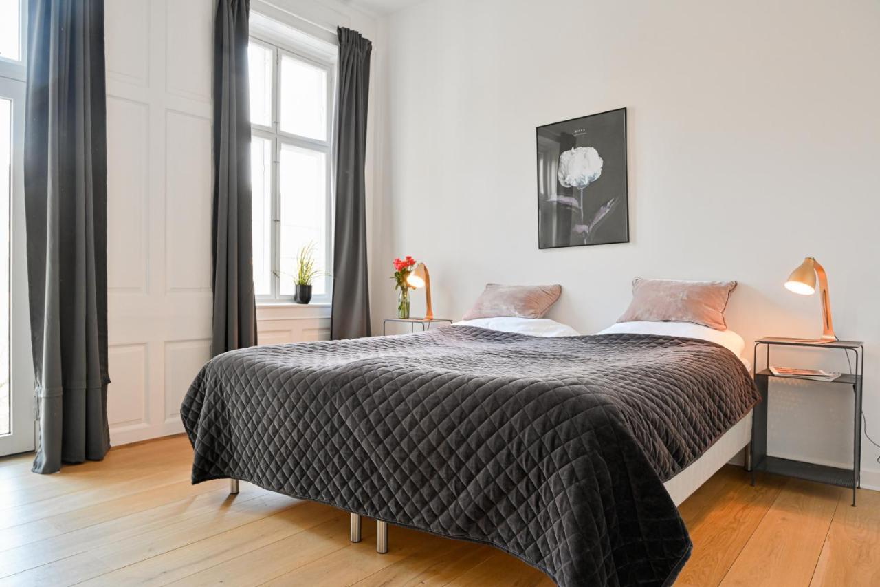 Sanders Arrow - Chic Three-Bedroom Apartment In The Middle Of Copenhagen Exterior photo