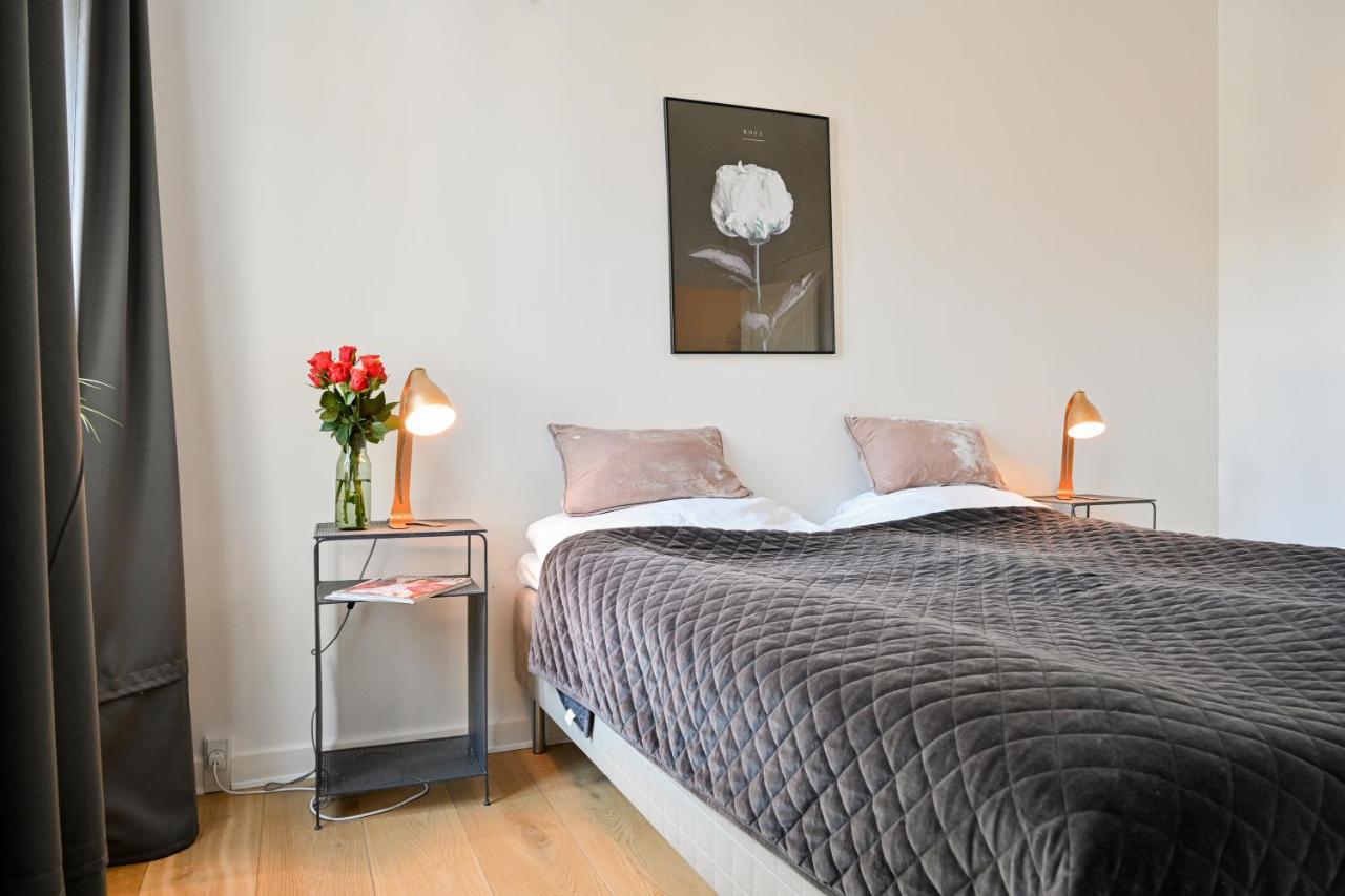 Sanders Arrow - Chic Three-Bedroom Apartment In The Middle Of Copenhagen Exterior photo